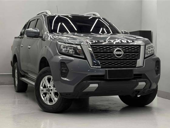 NISSAN FRONTIER 2.3 16V TURBO DIESEL XE CD 4X4 AUTOMÁTICO